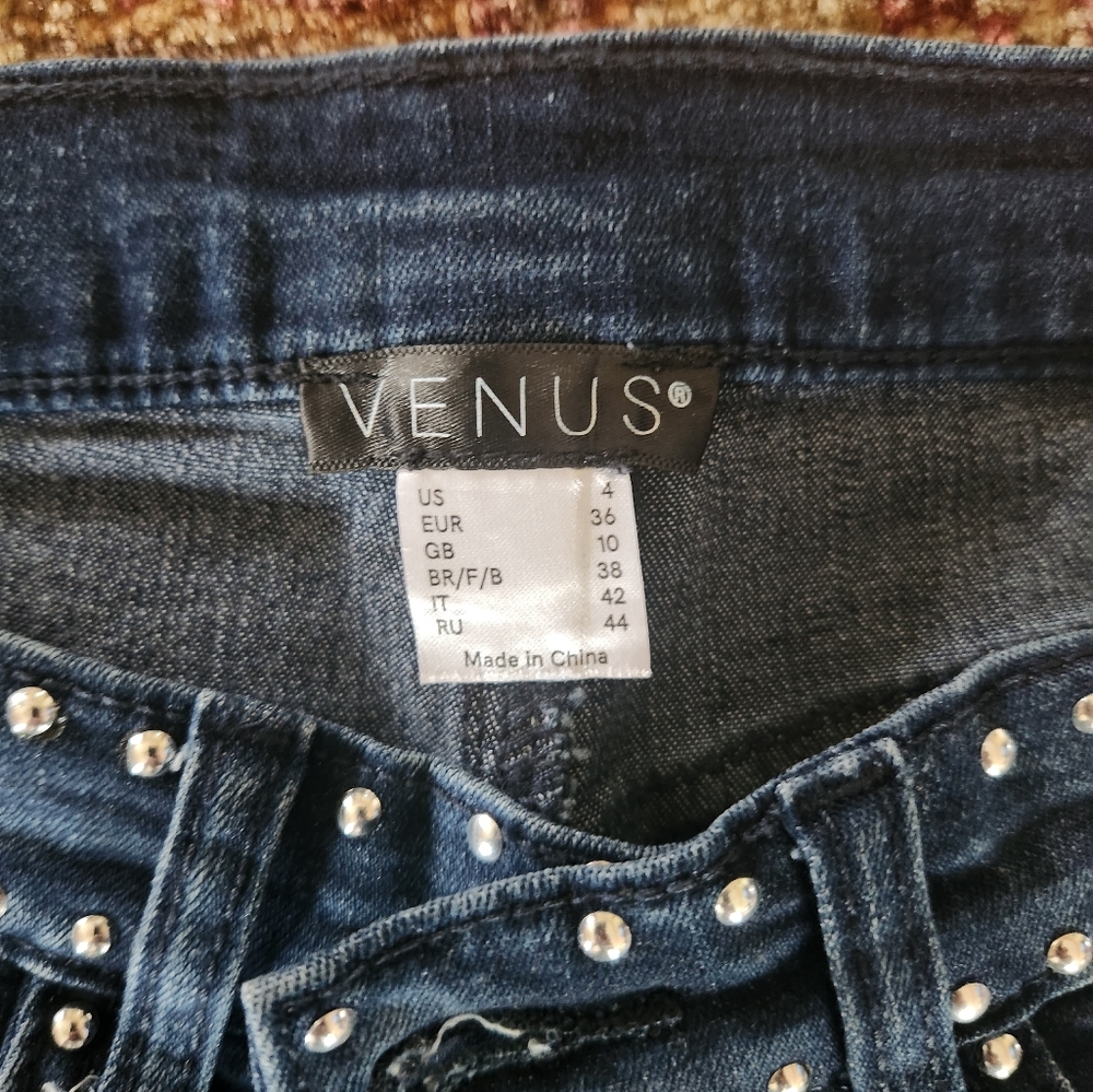 Venus Women's Jeans size 4